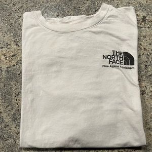 MENS LARGE NORTH FACE T SHIRT